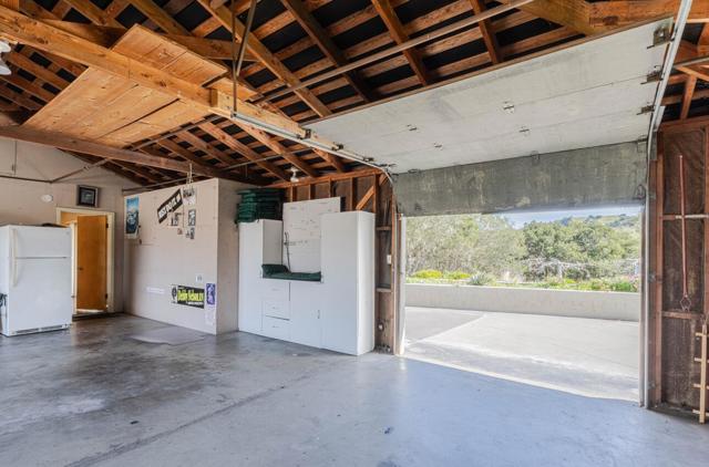 12 Mesa Del Sol, Salinas CA: https://media.crmls.org/mediaz/d6523a60-e9da-47a7-b0d6-2f17209e2fba.jpg