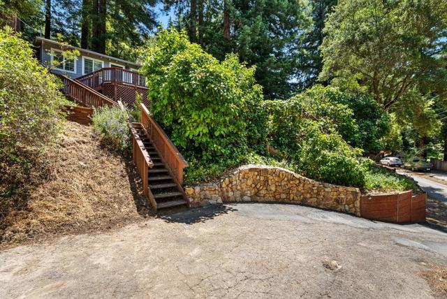 10377 Lake Boulevard, Felton CA: https://media.crmls.org/mediaz/d652626d-fb13-40bd-9fb9-cce362808b09.jpg