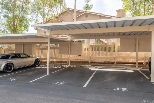 11525 Fury Ln, El Cajon CA: https://media.crmls.org/mediaz/d6533d42-395c-41a9-b15f-c71220ec016a.jpg