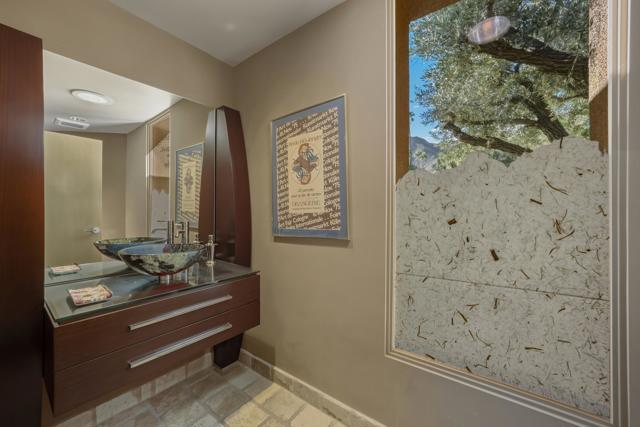 70150 Thunderbird Road, Rancho Mirage CA: https://media.crmls.org/mediaz/d653f1c8-d94a-4b17-8f81-71eb00314889.jpg