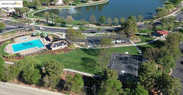 3551 Keystone Loop, Discovery Bay CA: https://media.crmls.org/mediaz/d654783c-1102-4813-a672-78d7da23d814.jpg