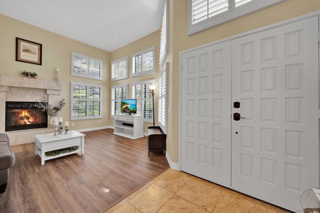 9327 Lake Murray Blvd, San Diego CA: https://media.crmls.org/mediaz/d655d6be-96a7-451e-b72d-32f5de97b2c6.jpg