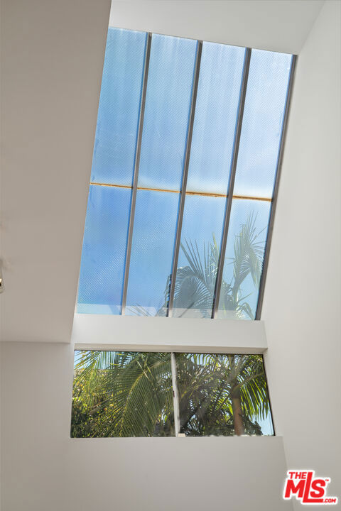 Drew Fenton | 11925 Goshen Avenue Los Angeles CA | MLS: 7475453 Drew Fenton | 11925 Goshen Avenue Los Angeles CA | MLS: 7475453