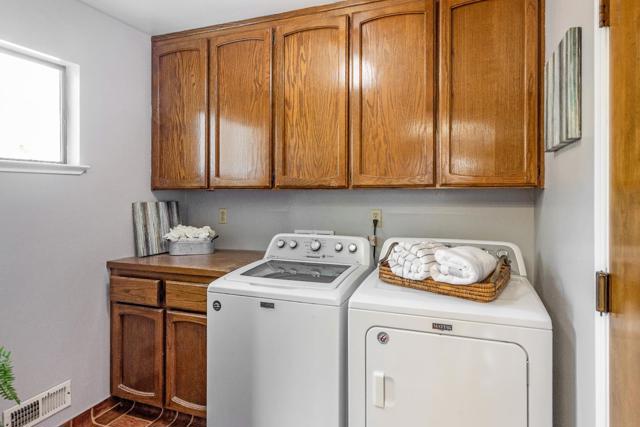 20412 CUNNINGHAM Place, Saratoga CA: https://media.crmls.org/mediaz/d6574894-1f95-4589-8ae9-f346a64d49a9.jpg