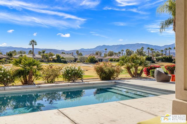 38 Calle Del Norte, Rancho Mirage CA: https://media.crmls.org/mediaz/d6577393-0a31-41be-bc5c-cea38dbcbaa0.jpg