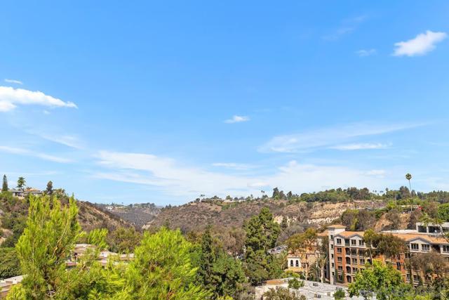 5228 Augustana Pl, San Diego CA: https://media.crmls.org/mediaz/d65794b9-fc20-441f-b01a-1f0f8469774f.jpg