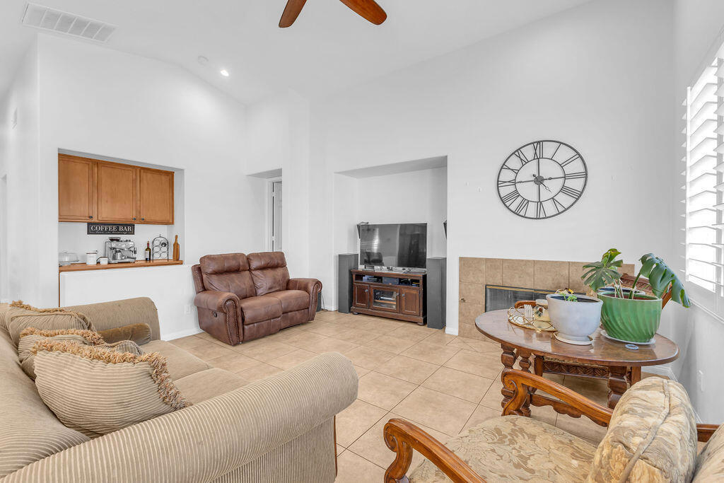 MLS #219135608DA image #18