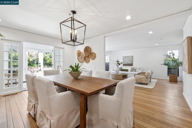718 AUGUSTA DRIVE, Moraga CA: https://media.crmls.org/mediaz/d65964f6-bab2-47da-a48e-379db81ba71c.jpg