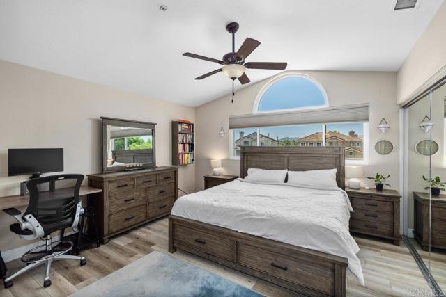 150 Rock Glen Way, Santee CA: https://media.crmls.org/mediaz/d659688b-c1ed-415a-a38a-c60fe9f0532e.jpg