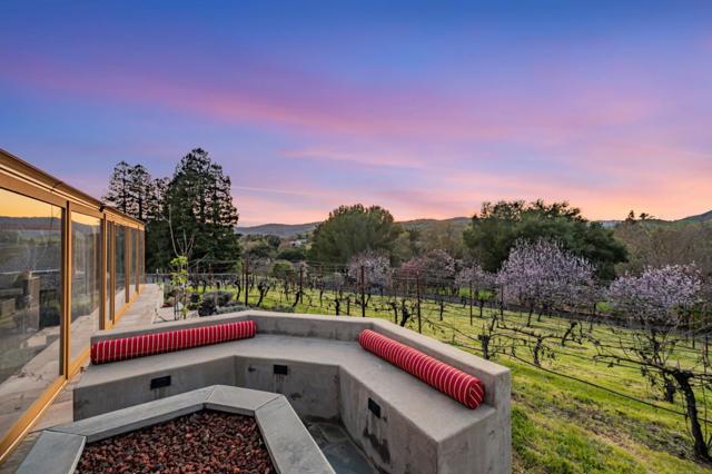 10260 Lucky Court, Gilroy CA: https://media.crmls.org/mediaz/d65a4051-267b-4287-911a-fff062ed3493.jpg