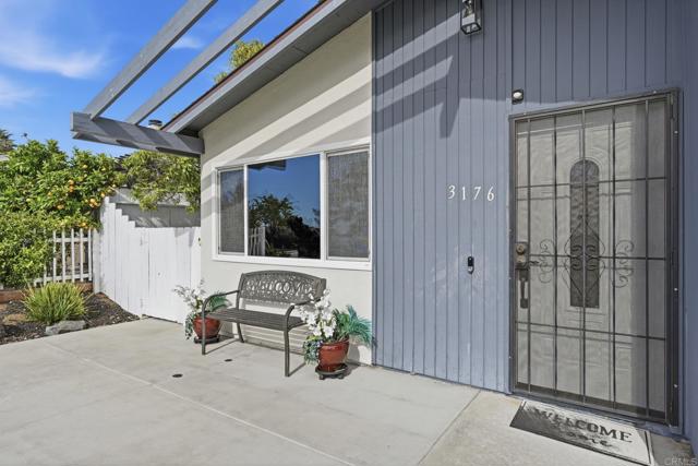 Detail Gallery Image 5 of 39 For 3176 Isabella Dr, Oceanside,  CA 92056 - 2 Beds | 2 Baths