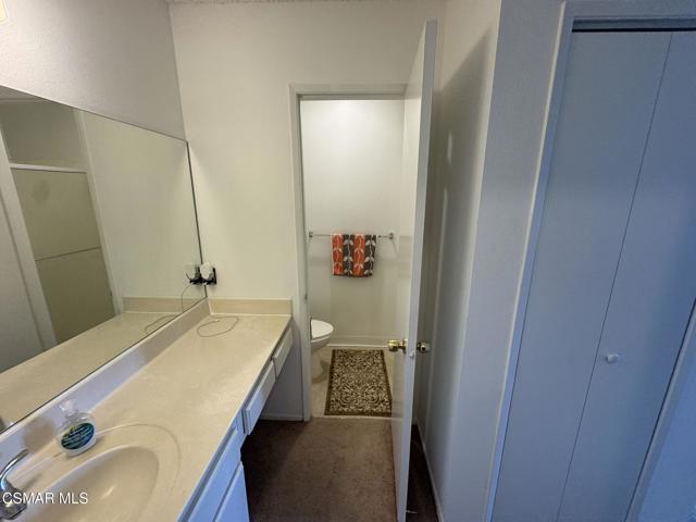 10331 Lindley Avenue, Porter Ranch CA: https://media.crmls.org/mediaz/d65af2bd-e015-41fc-9db3-61729e063735.jpg