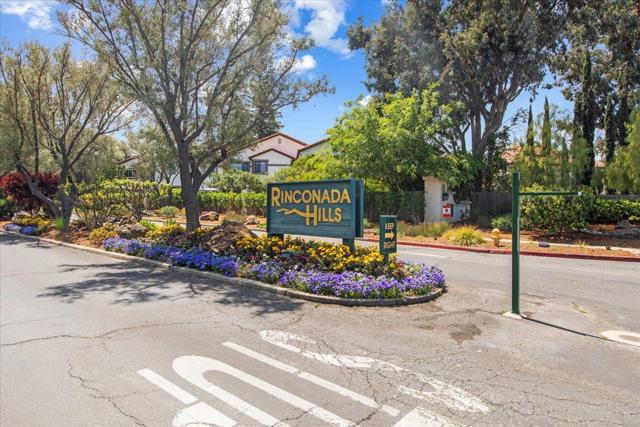 105 Calle Nivel, Los Gatos CA: https://media.crmls.org/mediaz/d65b23a7-a828-4103-b1b7-e22fdd4da0db.jpg