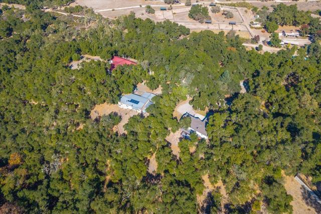 21444 Parrott Ranch Road, Carmel Valley CA: https://media.crmls.org/mediaz/d65da991-7666-41d6-8f9d-59280ec77a9f.jpg