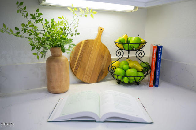 Detail Gallery Image 8 of 55 For 3412 Rockhampton Dr, Camarillo,  CA 93012 - 3 Beds | 3/1 Baths