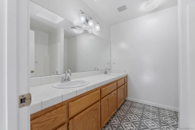 321 Pepper Dr., Tehachapi CA: https://media.crmls.org/mediaz/d65f9f67-2638-4cb7-81a4-0afaee8051de.jpg