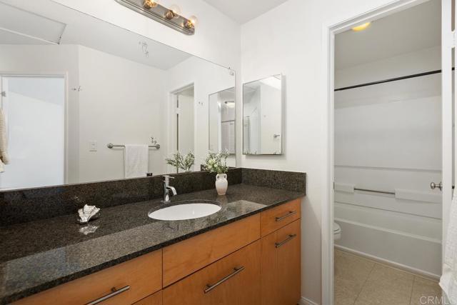 Detail Gallery Image 17 of 53 For 7565 Charmant Dr #512,  San Diego,  CA 92122 - 2 Beds | 2 Baths