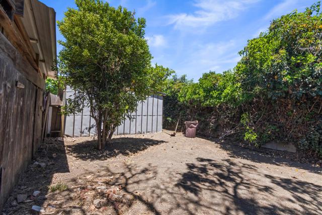 207 Bassett Street, King City CA: https://media.crmls.org/mediaz/d660ad80-4da1-4a2d-ac4b-b4850dc91ca8.jpg