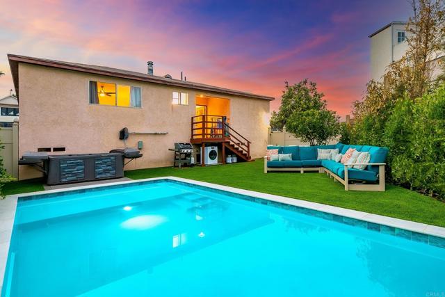 Detail Gallery Image 30 of 45 For 965 Rosecrans Street, San Diego,  CA 92106 - 4 Beds | 2/3 Baths