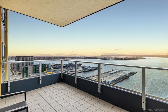 1325 Pacific Hwy, San Diego CA: https://media.crmls.org/mediaz/d660d121-5418-4f0b-97d6-25511ab2c064.jpg