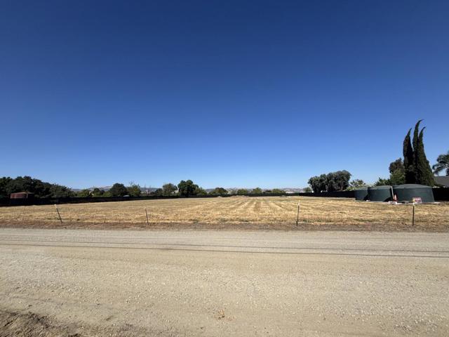 0 Geri Lane, Gilroy CA: https://media.crmls.org/mediaz/d661108c-0e89-4633-9a46-3fb7ee4a13b5.jpg