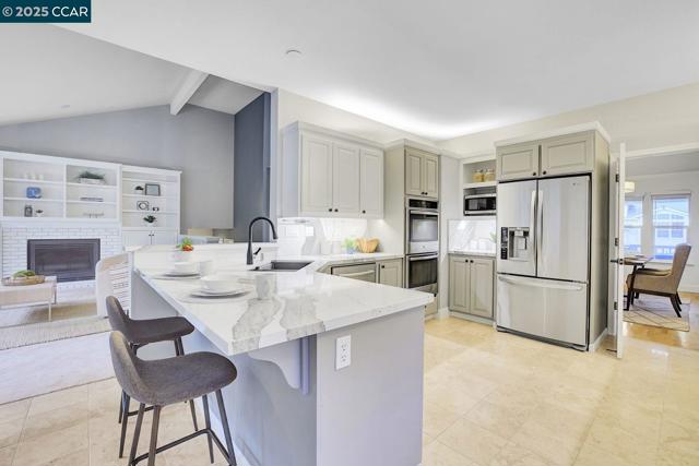 115 Shadewell Dr, Danville CA: https://media.crmls.org/mediaz/d6615a0a-c870-44e4-9b88-5a3e61417bd3.jpg