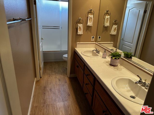 5338 Via Dolores, Newbury Park CA: https://media.crmls.org/mediaz/d661a27a-528e-4abd-9353-0f7c9f8c0a61.jpg