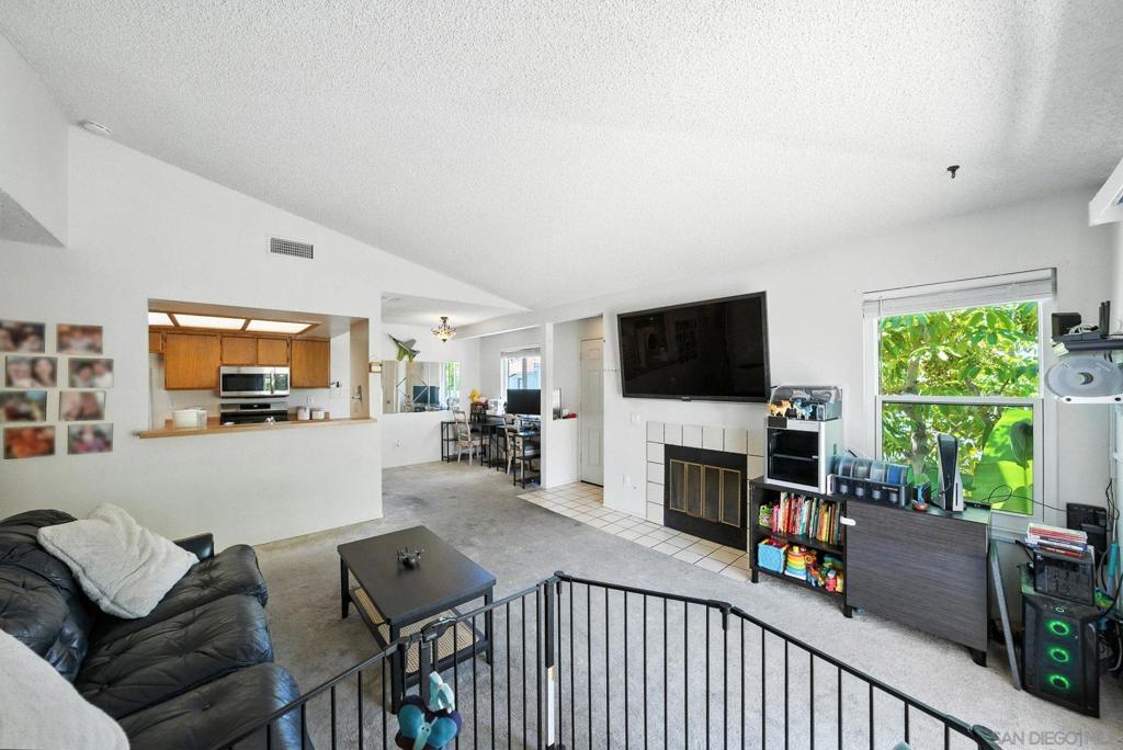 9438 Twin Trails Dr - photo 4