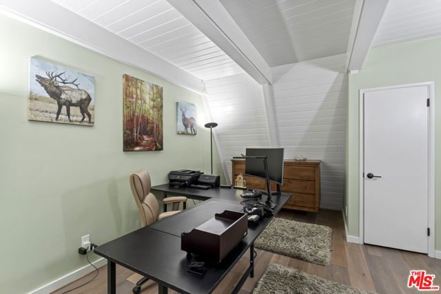 161 Rocky Point Road, Lake Arrowhead CA: https://media.crmls.org/mediaz/d6625265-3e3b-441e-beb8-926d94720c65.jpg