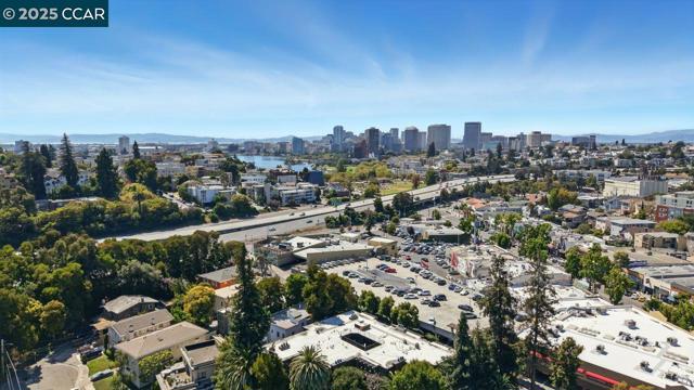 742 Wesley Way, Oakland CA: https://media.crmls.org/mediaz/d662a769-af50-4fe9-84df-823bf0a52657.jpg