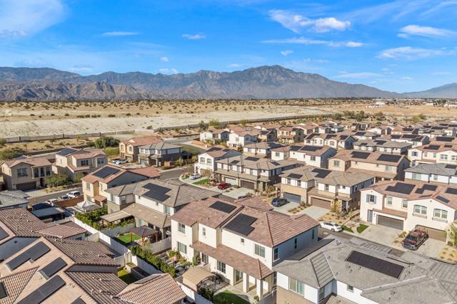 76321 Oxford Lane, Palm Desert, CA 92211