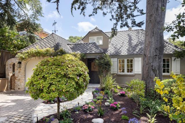 0 Forest 3 SE of 8th Avenue, Carmel CA: https://media.crmls.org/mediaz/d663b807-6b4d-47a8-84f8-f3cbb8fb1d7a.jpg