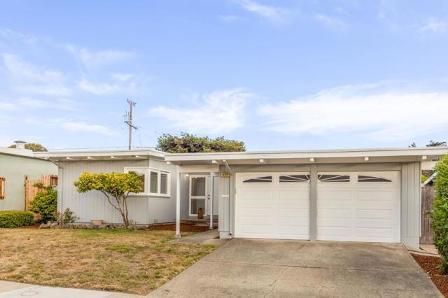 835 Mosswood Lane, Millbrae CA: https://media.crmls.org/mediaz/d66445e4-ce56-467b-8eb0-d0dc89af12fb.jpg