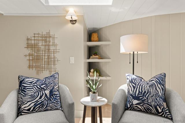 896 La Jolla Rancho Road, La Jolla CA: https://media.crmls.org/mediaz/d664f5fa-2ec2-4034-a895-fc6a94240bdd.jpg
