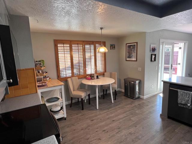 Detail Gallery Image 13 of 39 For 1760 Hampton Ct, Bonita,  CA 91902 - 3 Beds | 2/1 Baths