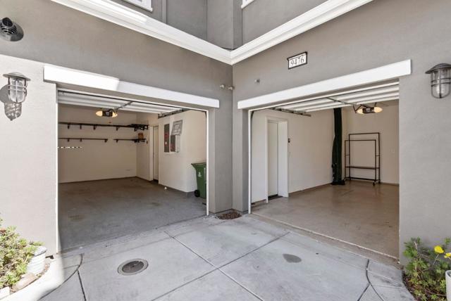 9476 Seawind Way, Newark CA: https://media.crmls.org/mediaz/d665d915-570c-42b1-95a3-1189a1bcf089.jpg