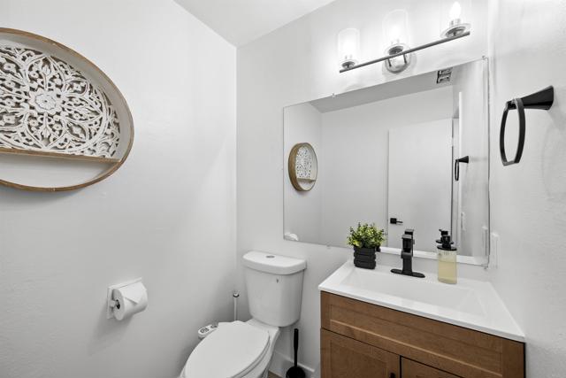 1508 Concord Way, Chula Vista CA: https://media.crmls.org/mediaz/d665eabe-1787-4508-a0d2-809ab3dcb7f4.jpg