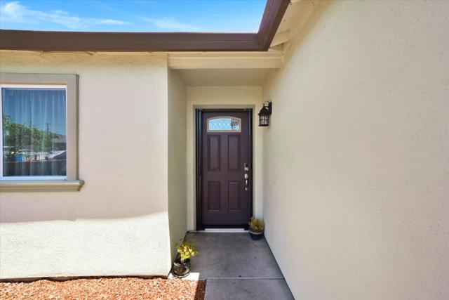 8100 Springdale Court, Gilroy CA: https://media.crmls.org/mediaz/d6663993-ecd8-4721-82fa-502f17f6c023.jpg