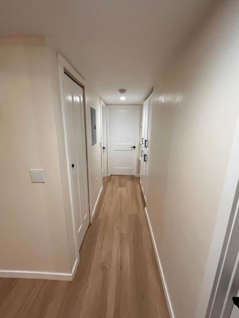 908 Bancroft Ave, Half Moon Bay CA: https://media.crmls.org/mediaz/d666eeaf-d409-4ee6-873a-e42235a3c25c.jpg