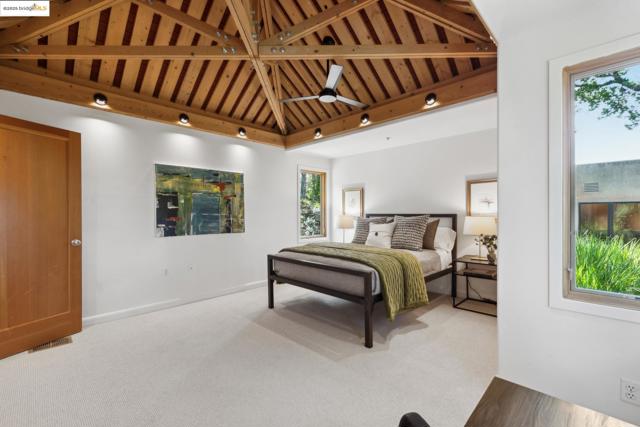 12688 Brookpark Road, Oakland CA: https://media.crmls.org/mediaz/d66824b0-c2e4-4ab7-8b6d-2813a6f58d66.jpg