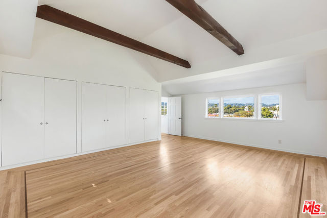 910 Centinela Avenue photo 19