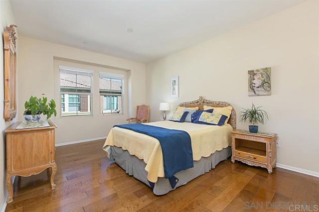 10653 Golden Willow, San Diego CA: https://media.crmls.org/mediaz/d66afe4d-cdf3-4cfe-a416-d2886d744842.jpg