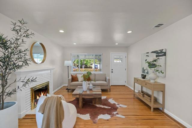 2667 Sutro Drive, San Jose CA: https://media.crmls.org/mediaz/d66b6394-3ead-48e5-ba51-515a0f73ed50.jpg