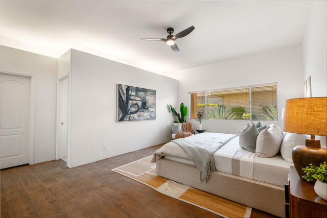 28 La Costa Drive, Rancho Mirage CA: https://media.crmls.org/mediaz/d66d6c43-a2be-4315-b678-e28e16eaeabe.jpg