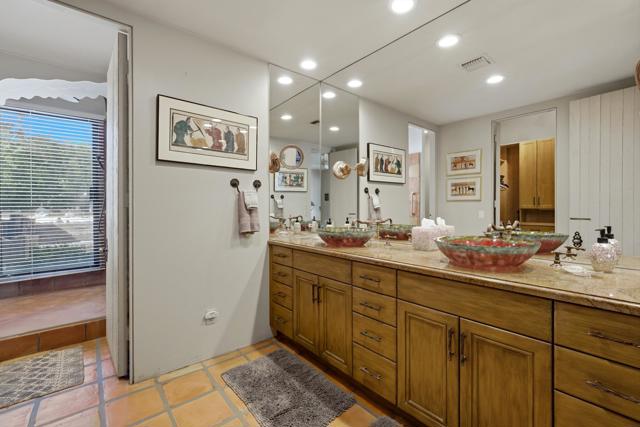 Image 12 of 57 For 72776 Joshua Tree Street