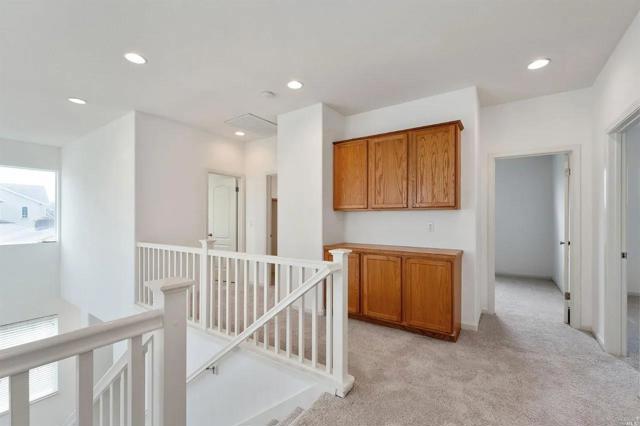 2521 Dakota Avenue, Santa Rosa CA: https://media.crmls.org/mediaz/d66ec757-aa02-4e3e-9730-141d0e7bc5fd.jpg