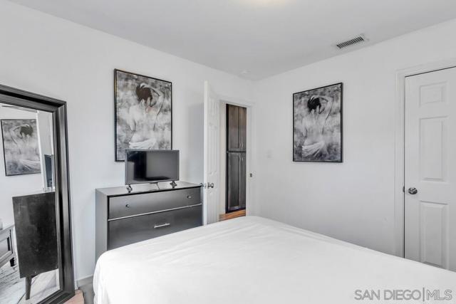 6438 Lake Atlin Ave, San Diego CA: https://media.crmls.org/mediaz/d66ef424-b728-4930-b828-b07e0e7d0554.jpg