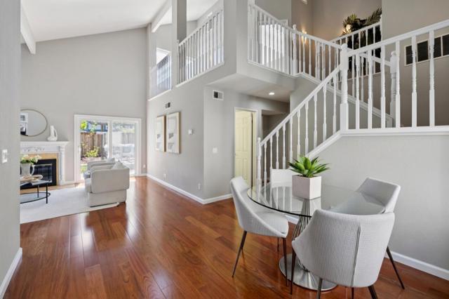 704 Prescott Lane, Foster City CA: https://media.crmls.org/mediaz/d67031ad-f923-4daf-9b53-d4553ca3e74f.jpg