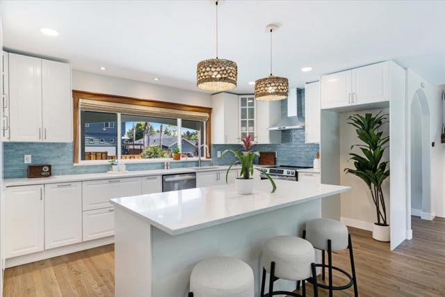 806 Clubhouse Drive, Aptos CA: https://media.crmls.org/mediaz/d670a2fa-e868-4567-b08f-6d9bf4d4b365.jpg
