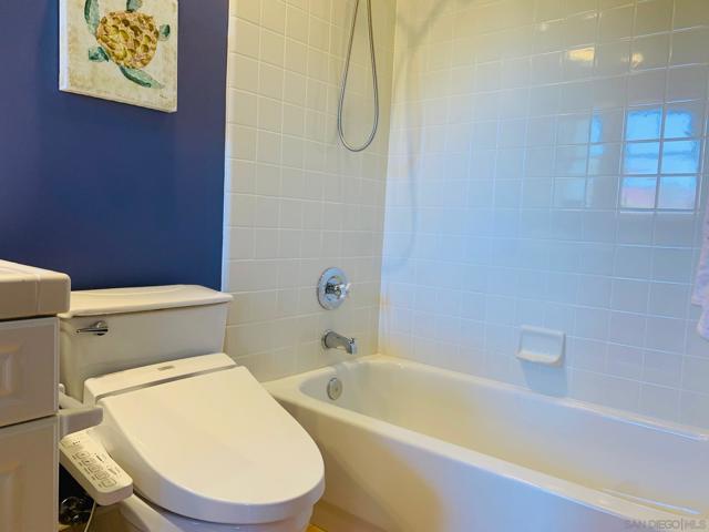 5199 Seagrove Place, San Diego CA: https://media.crmls.org/mediaz/d6730fdc-dcca-45a7-9ea9-b5d6b2a35d79.jpg